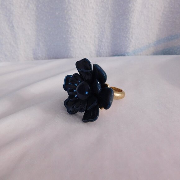 Ladies Pilgrim Navy Flower Designed Ring - Picture 3 of 6